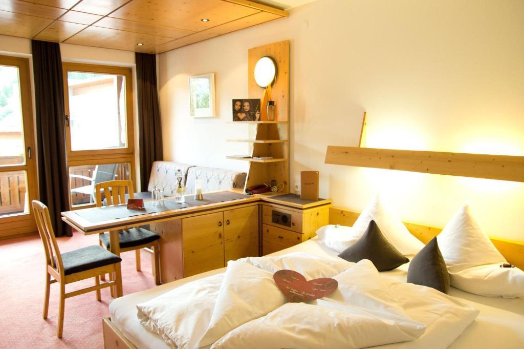 Hotel Garni Hainbacherhof Solden Phòng bức ảnh