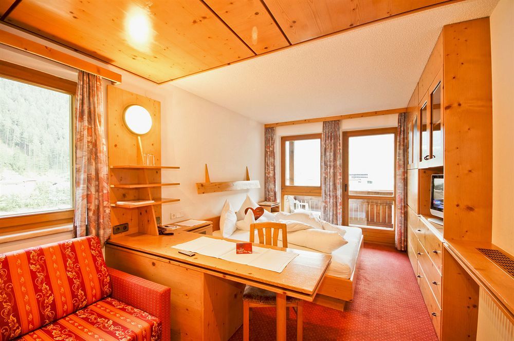 Hotel Garni Hainbacherhof Solden Ngoại thất bức ảnh